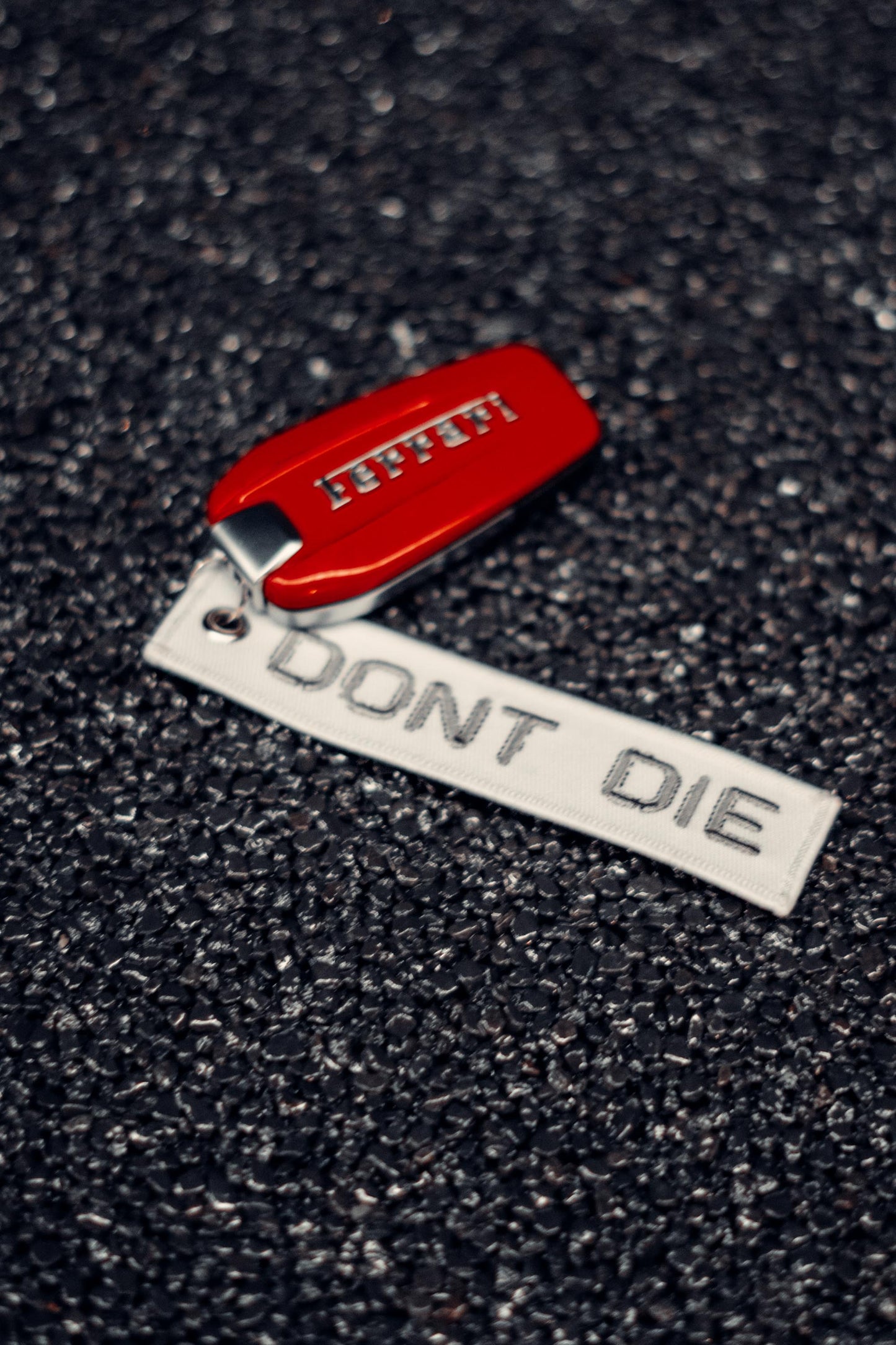 Keychain Arctic White